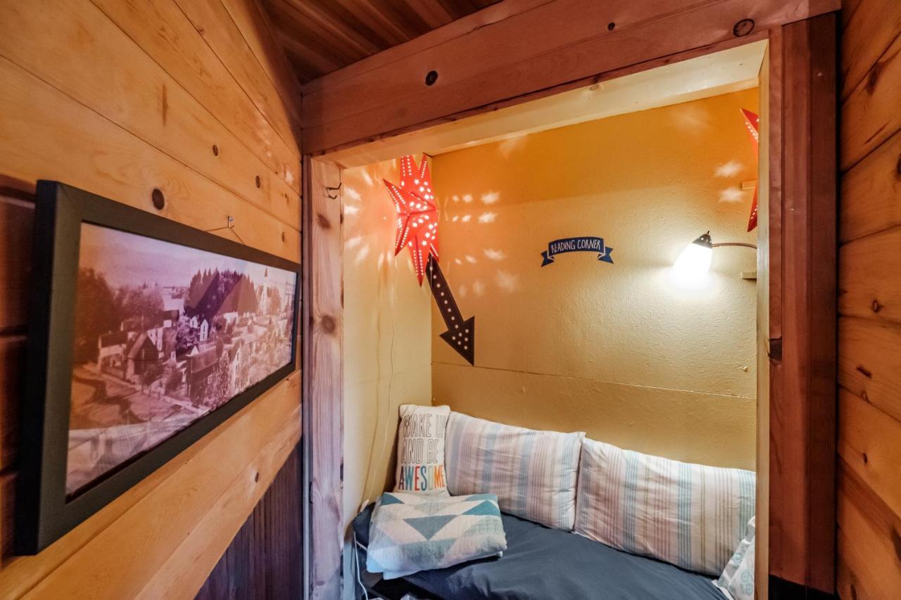 Mamere'S Guest House Monmouth Экстерьер фото