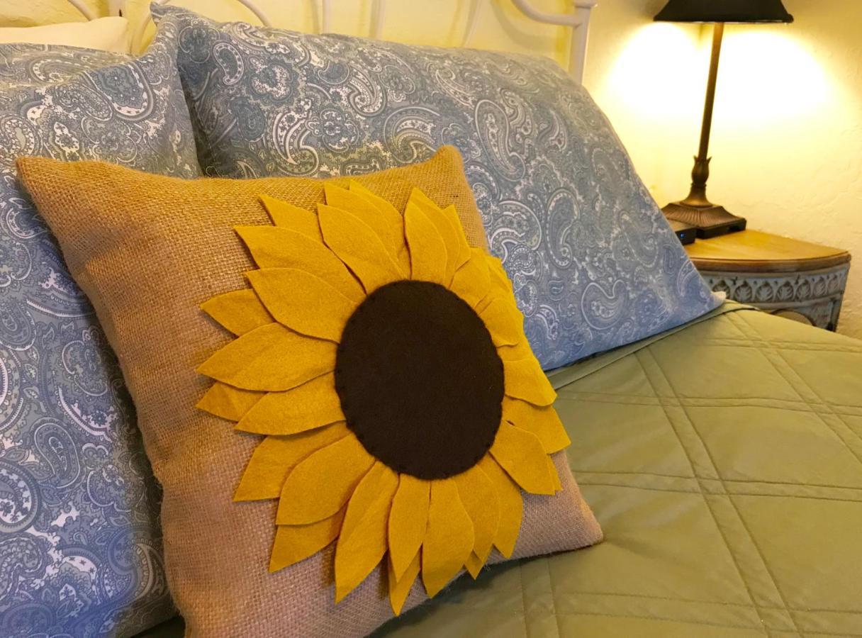 Mamere'S Guest House Monmouth Экстерьер фото